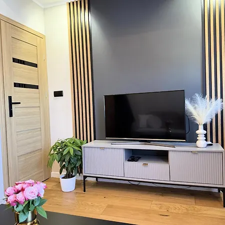 Justinrent 1 * Legnica